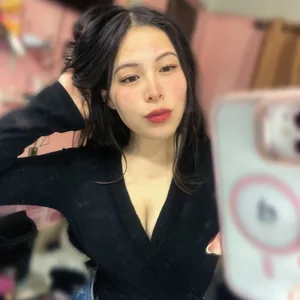 Someone joining a Joi video chat from her phone